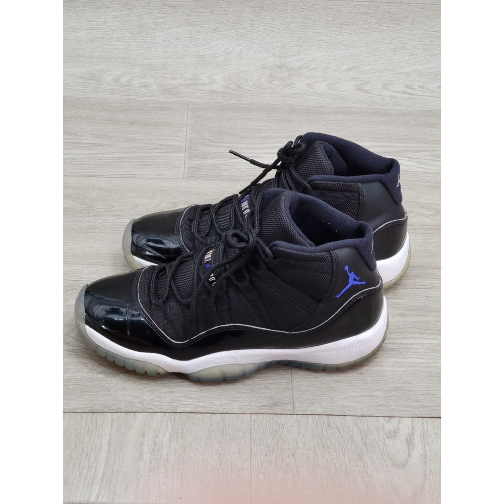 Nike Air Jordan 11 Retro Space Jam 2016 Youth Size 6.5Y Black 378038-003